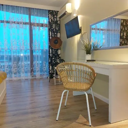 Destination Bulgaria 2000 Grenada Private Family Apartment Sunny Beach